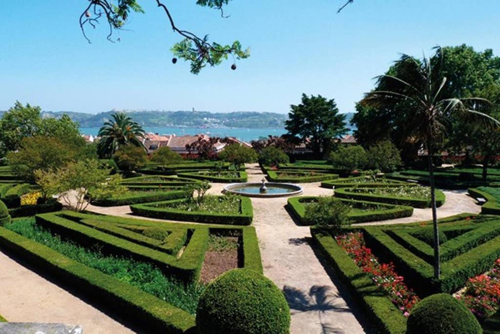 Lovely Apartment Near Belem Lisbon Exterior photo