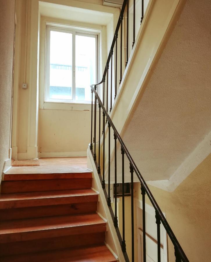 Lovely Apartment Near Belem Lisbon Exterior photo